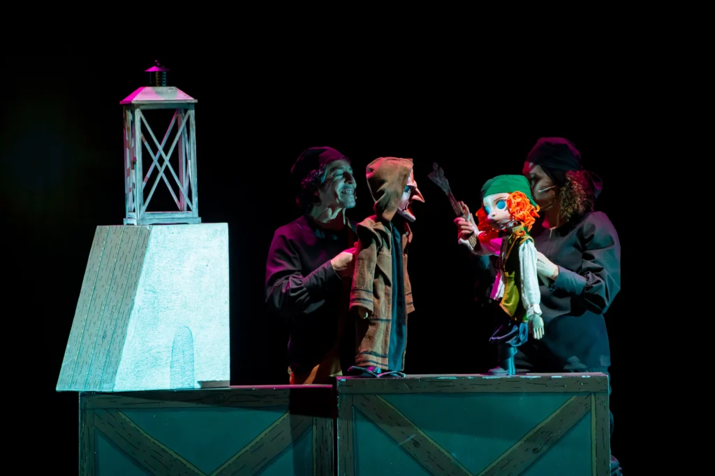 El Secreto De Barbarroja 235 | TRAGALEGUAS TEATRO SL
